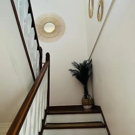 Bright Duplex - 360-degree View Of 아파트 *